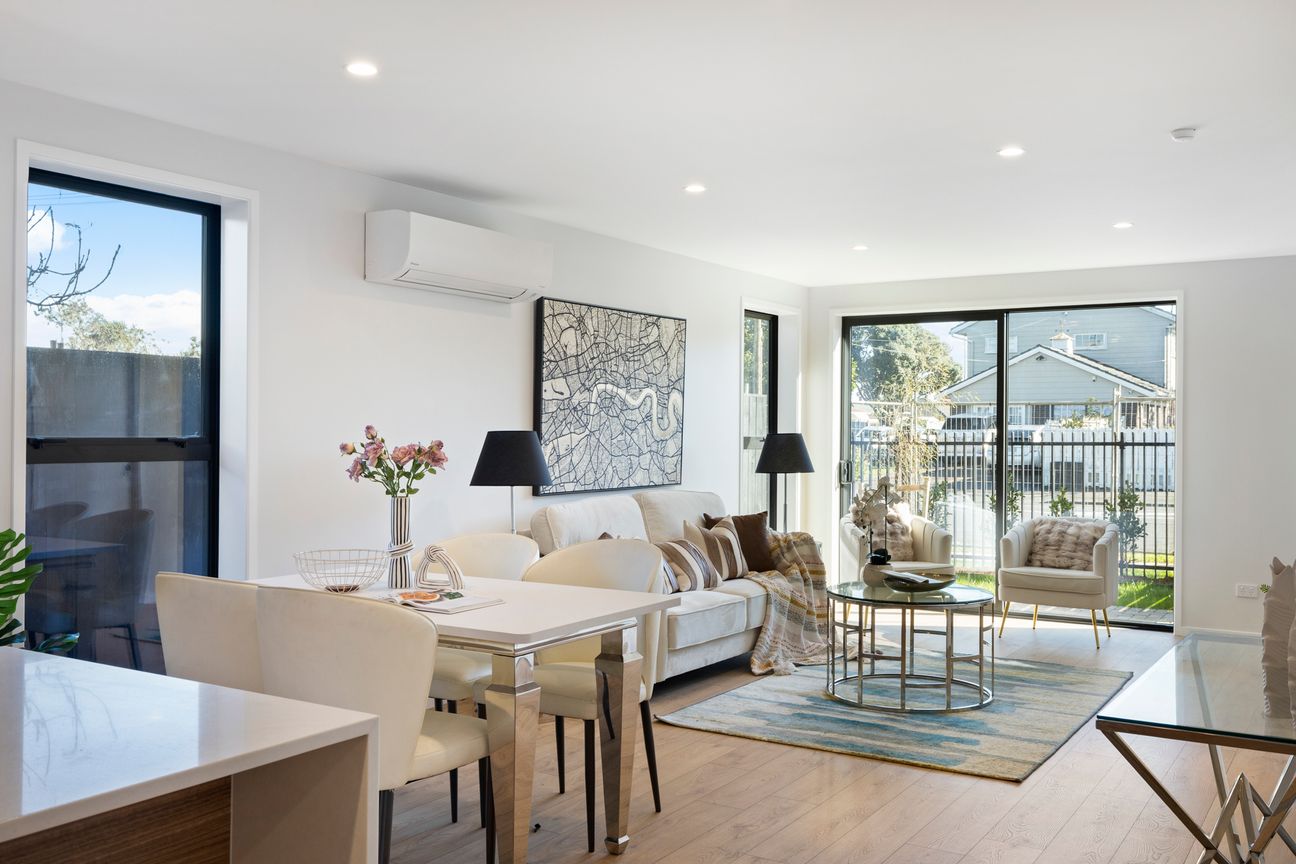 Buy a Piece of Paris in Auckland – pohled 2