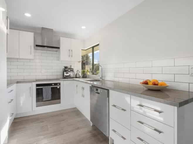 3A Atlanta Court, Katikati