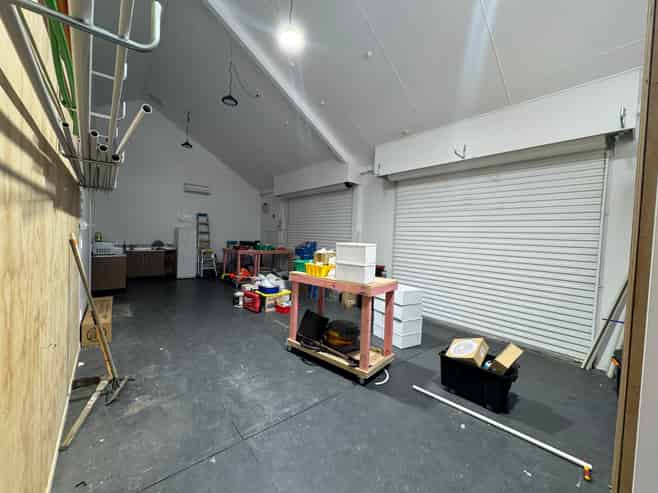 Light Industrial with Frontage