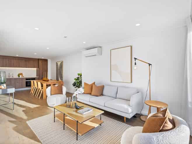 1/98 Walker Road, Point Chevalier