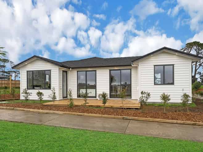 14a McLarin Road, Glenbrook