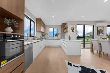 14a McLarin Road, Glenbrook