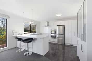 4 Bay Vista Drive, Pohara