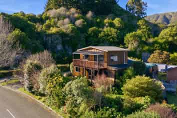 4 Bay Vista Drive, Pohara