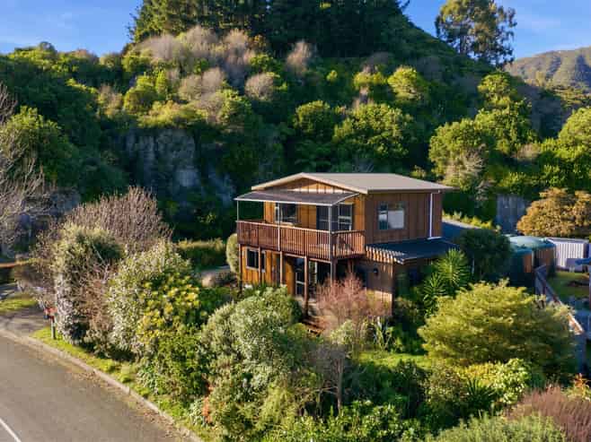 4 Bay Vista Drive, Pohara