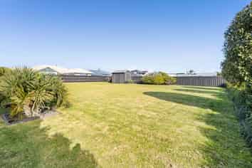 17a Dolphin Parade, Bell Block