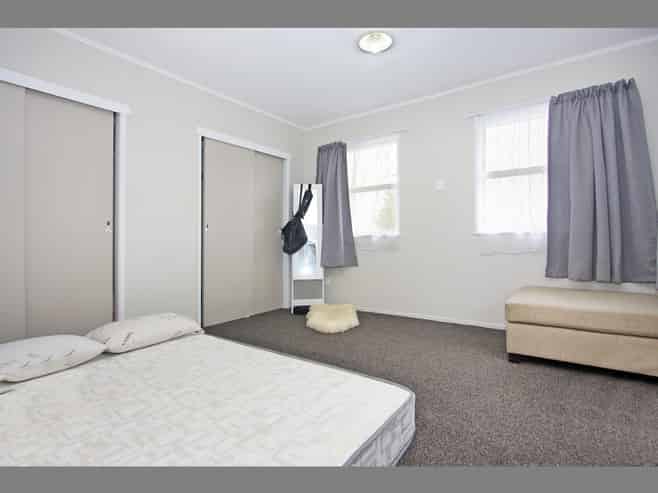 67 Hobart Crescent, Manurewa