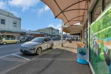 Tidy CBD Main Street Office Building 