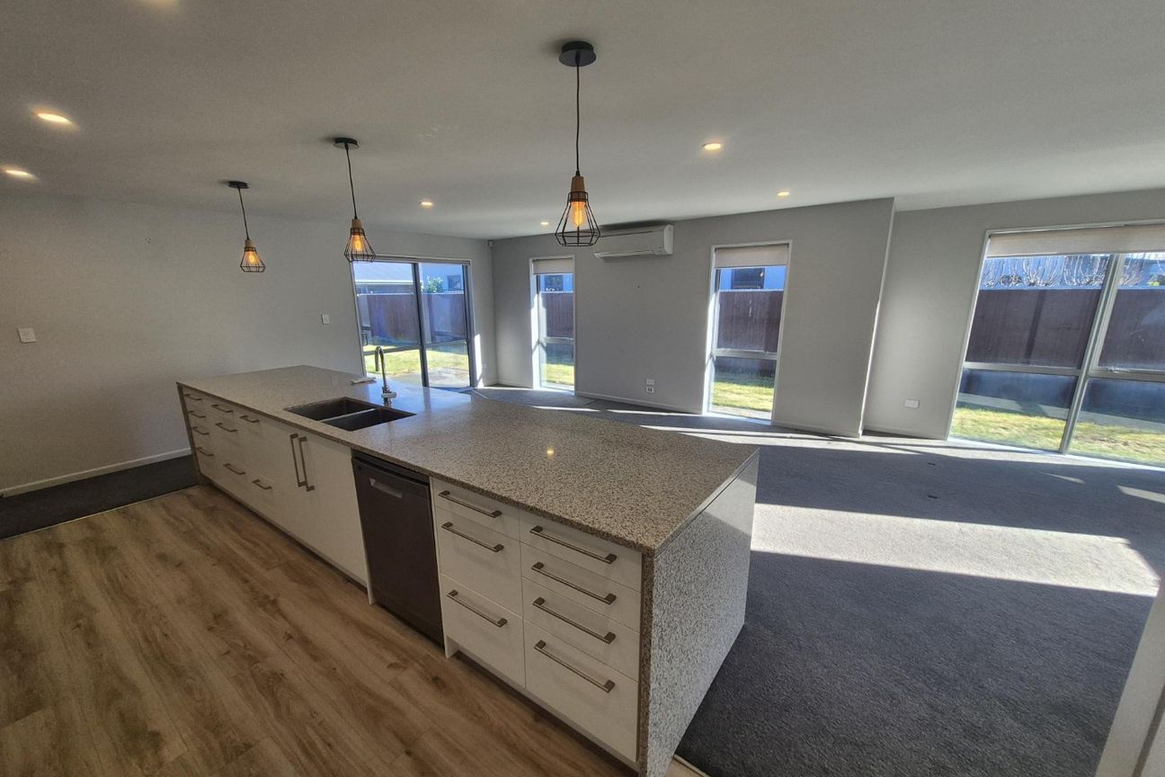 Modern Family Living - Widok 4