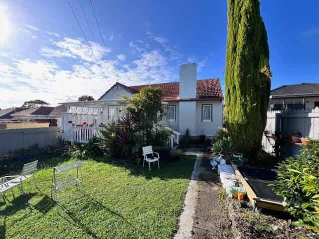 48 Fruitvale Road, New Lynn