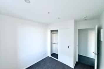 102/5 Rauemi way, Te Atatu South