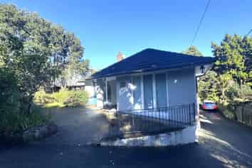 25 Arama Avenue, Titirangi