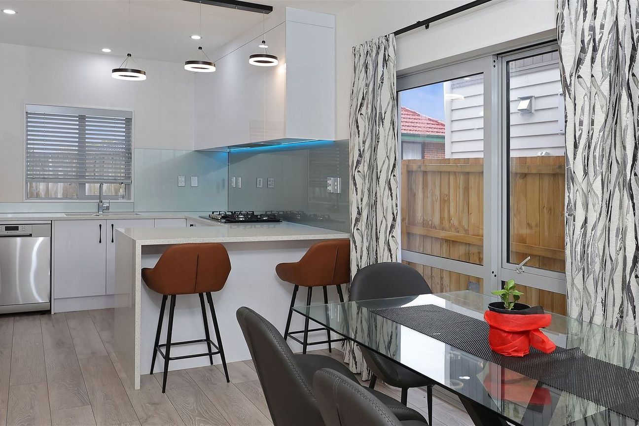 Spacious four Bedroom Property in Henderson. - Vista 5