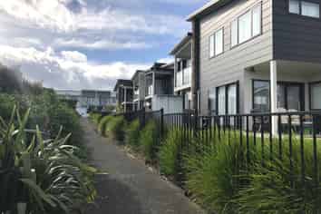 60C Hayfield Way, Karaka