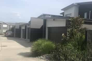 60C Hayfield Way, Karaka