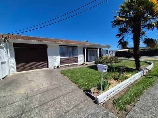 84 Houldsworth Street, Blenheim Central