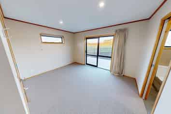 Manawatu / Whanganui - Address withheld