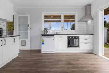 Manawatu / Whanganui - Address withheld