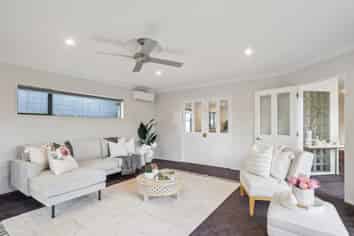 Manawatu / Whanganui - Address withheld