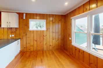Manawatu / Whanganui - Address withheld
