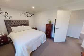 Manawatu / Whanganui - Address withheld