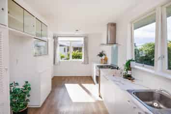 Manawatu / Whanganui - Address withheld