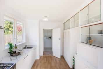 Manawatu / Whanganui - Address withheld