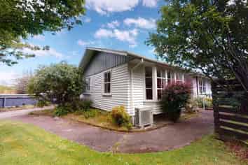 Manawatu / Whanganui - Address withheld
