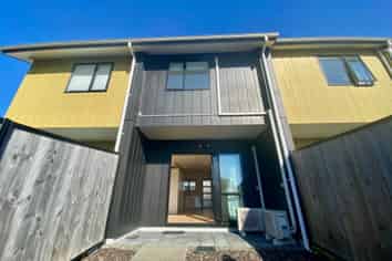 19 Eileen Newey Place, Henderson
