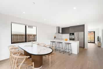 10 Kouka Road, Beachlands