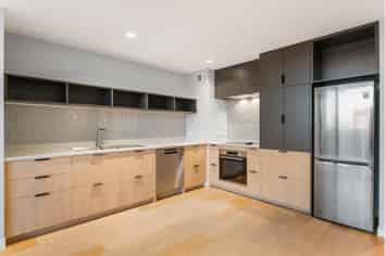 14 Todd Plaza, New Lynn