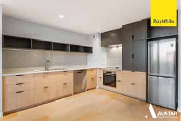 14 Todd Plaza, New Lynn