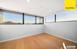 14 Todd Plaza, New Lynn