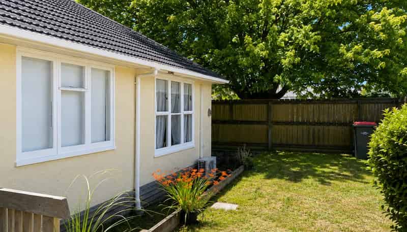 22D Larsen Street, Otara