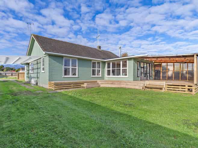 12 Awatea Street, Levin