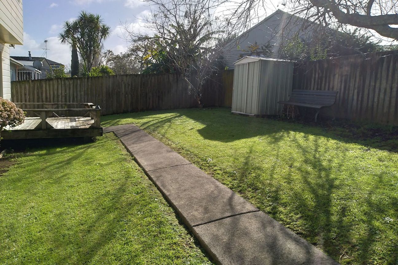 Pet friendly 3 Bedroom 1 Bathroom in Manurewa - Fler