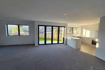 235 Main Road, Tawa