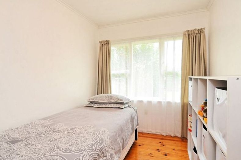 MT ALBERT 2 BEDROOM SPACIOUS BRICK & TILE BEAUTY - Vista 5