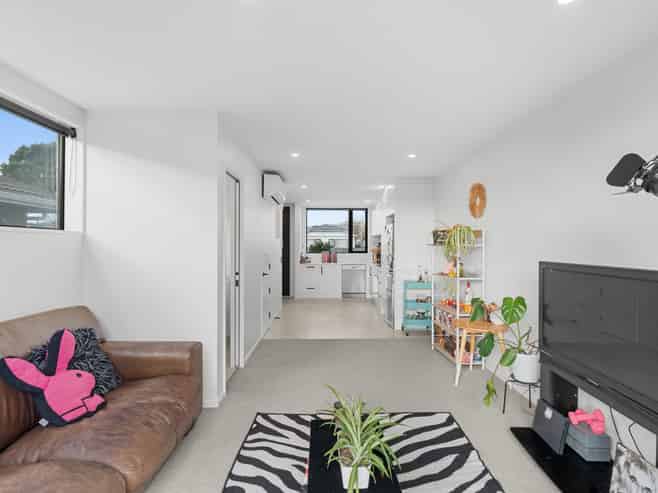 1/14 Rutherford Street, Woolston