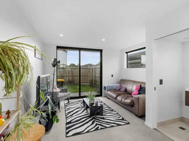 1/14 Rutherford Street, Woolston