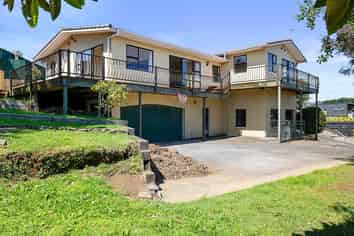 18 Norwich Avenue, Spotswood