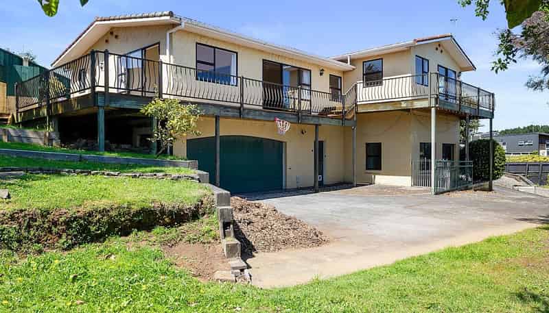 18 Norwich Avenue, Spotswood