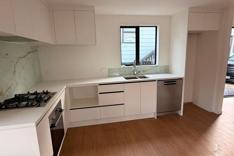 BRAND NEW MODERN 1BED ROOM GRANNY FLAT - Widok 3