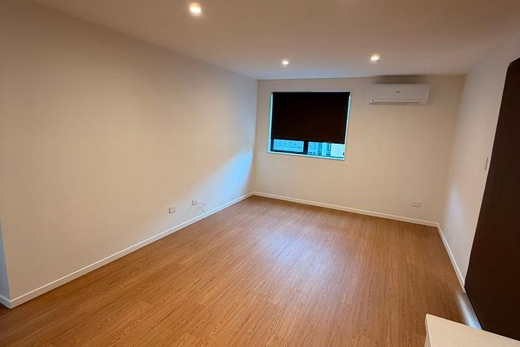 BRAND NEW MODERN 1BED ROOM GRANNY FLAT - Aanzicht 5