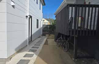 4/35A Somerset Road, Mount Roskill