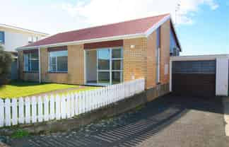 2/10 Birdwood Avenue, Moturoa