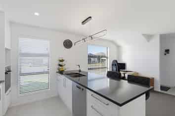 17 Lochhead Avenue, Halswell