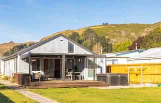 23 Curries Road, HILLSBOROUGH