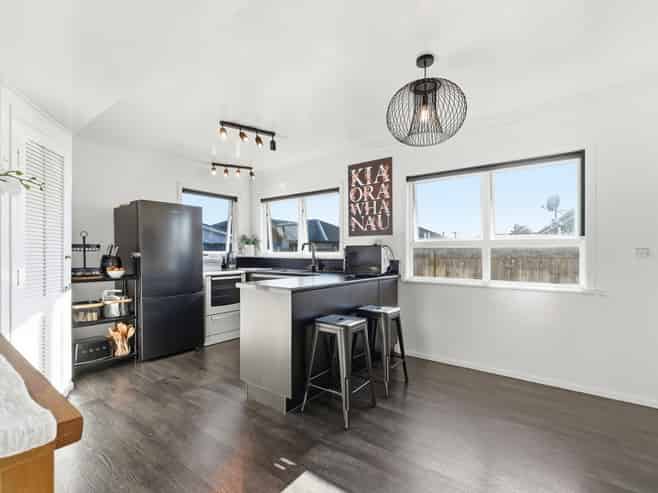 25 Freyberg Street, Levin