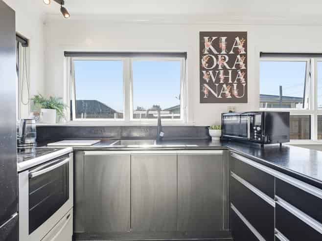 25 Freyberg Street, Levin